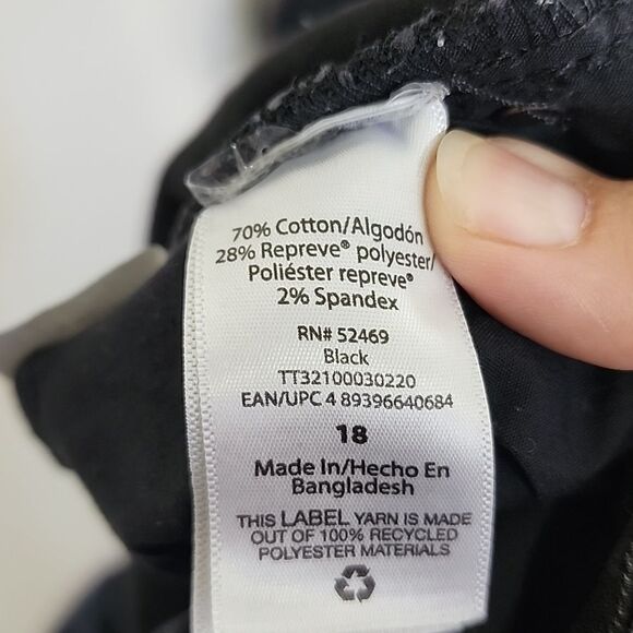 No Boundaries High Rise black distressed wide leg cropped plus size jeans sz 18 - Picture 6 of 9